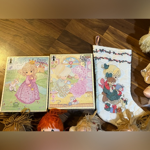 Precious Moments Doll Collection with Assorted items - Picture 3 of 4